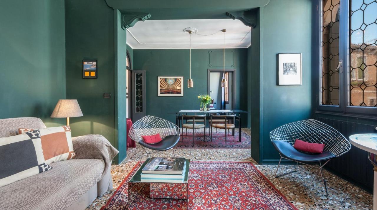 Stylish Renovated Apartment In The Heart Of The City Venetië Buitenkant foto